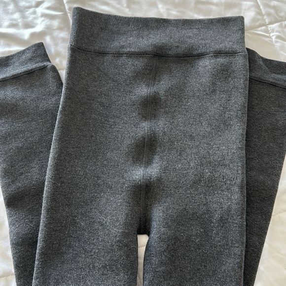 Bear Paw Lined Leggings - Picture 2 of 5